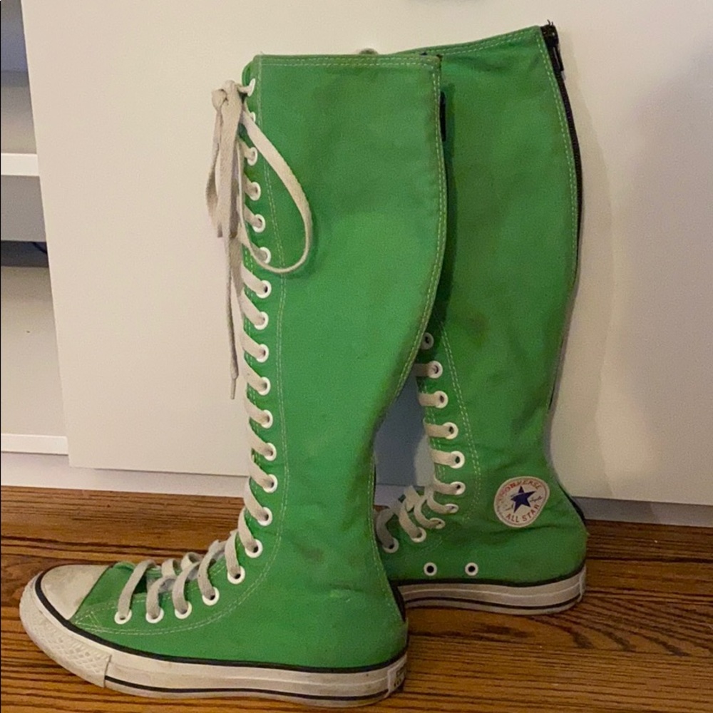 Converse knee high